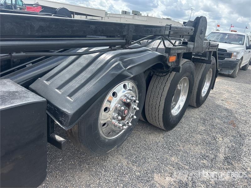 Peterbilt 365 Kipplader