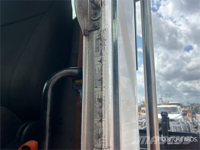 Peterbilt 365 Kipplader
