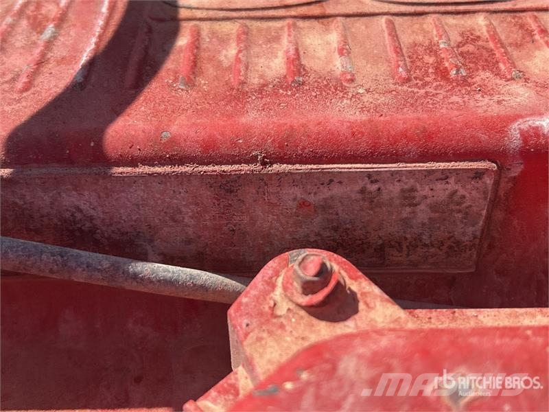 Peterbilt 365 شاحنات قلابة