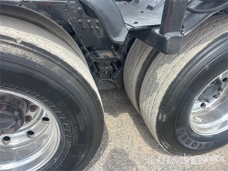 Peterbilt 365 Kipplader