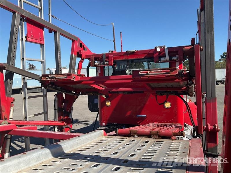 Peterbilt 365 6x4 Car Carrier Truck Járműszállítók
