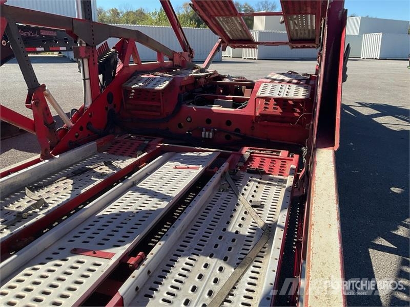 Peterbilt 365 6x4 Car Carrier Truck Járműszállítók