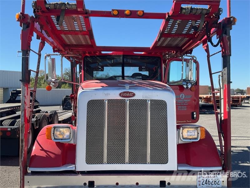 Peterbilt 365 6x4 Car Carrier Truck Járműszállítók