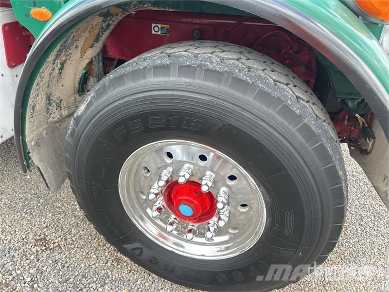 Peterbilt 365 8x4 Mixer Truck Camiões de betão