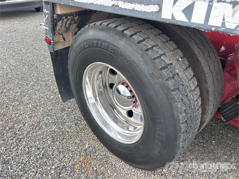 Peterbilt 365 8x4 Mixer Truck Camiões de betão