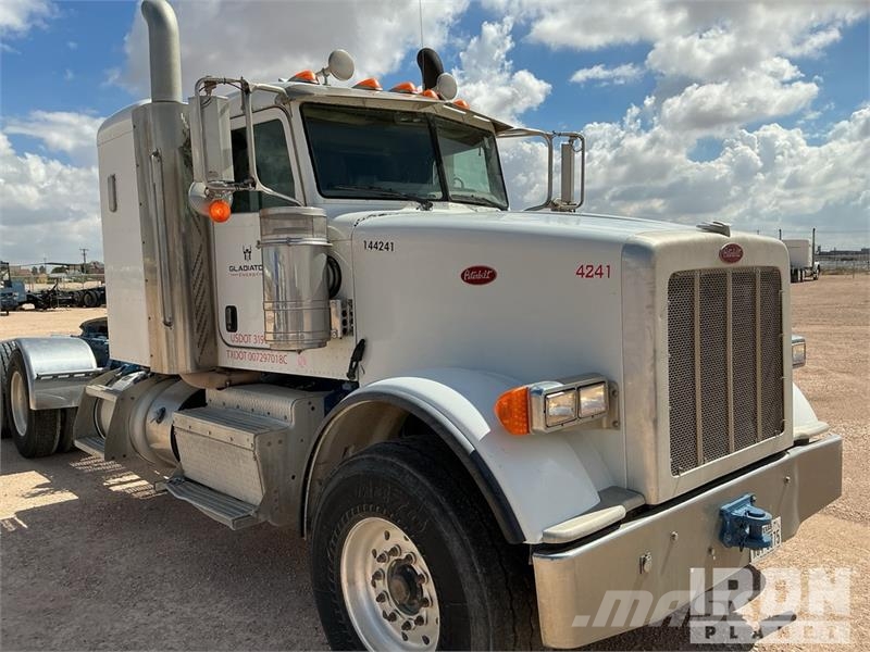 Peterbilt 367 Vlačilci