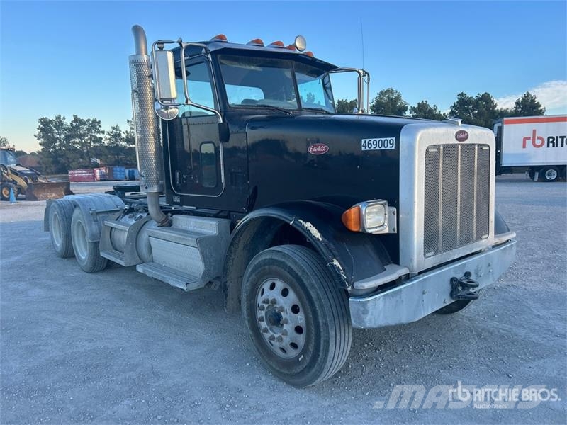 Peterbilt 367 中古トラクターヘッド | トレーラーヘッド