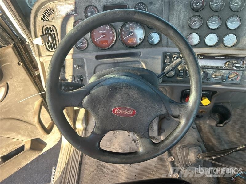 Peterbilt 367 Vilcēji