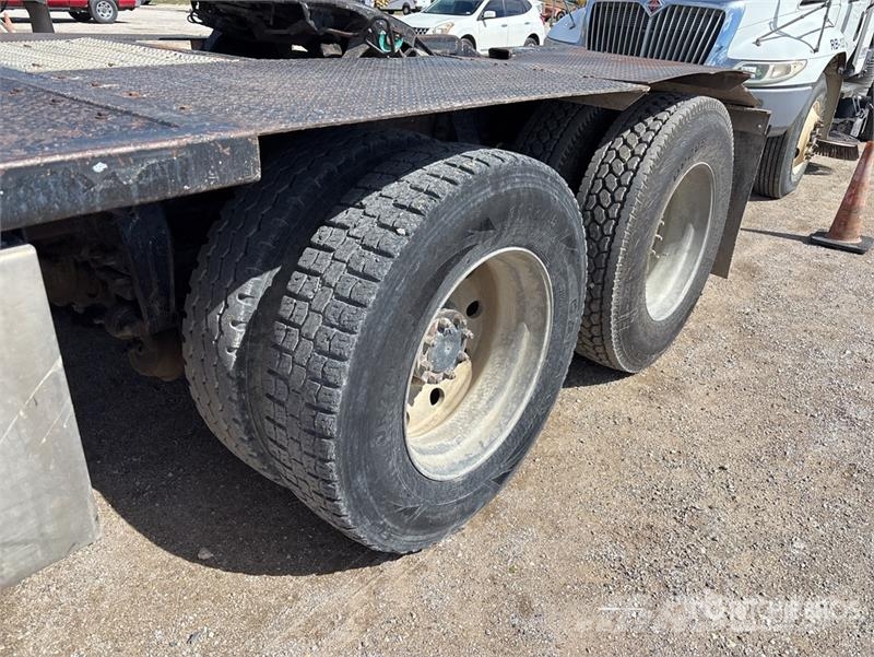 Peterbilt 367 Kurtaricilar