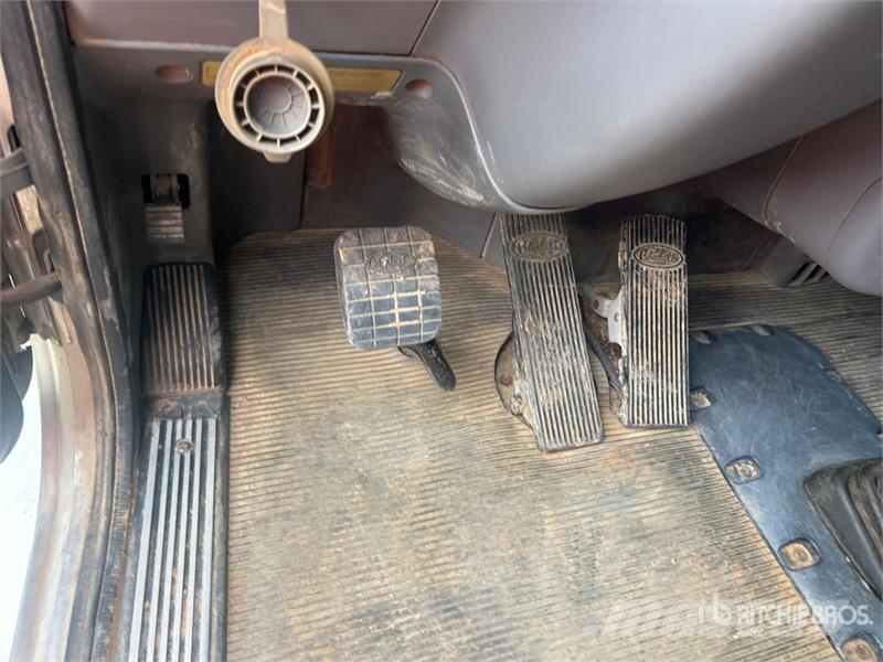 Peterbilt 367 牵引车