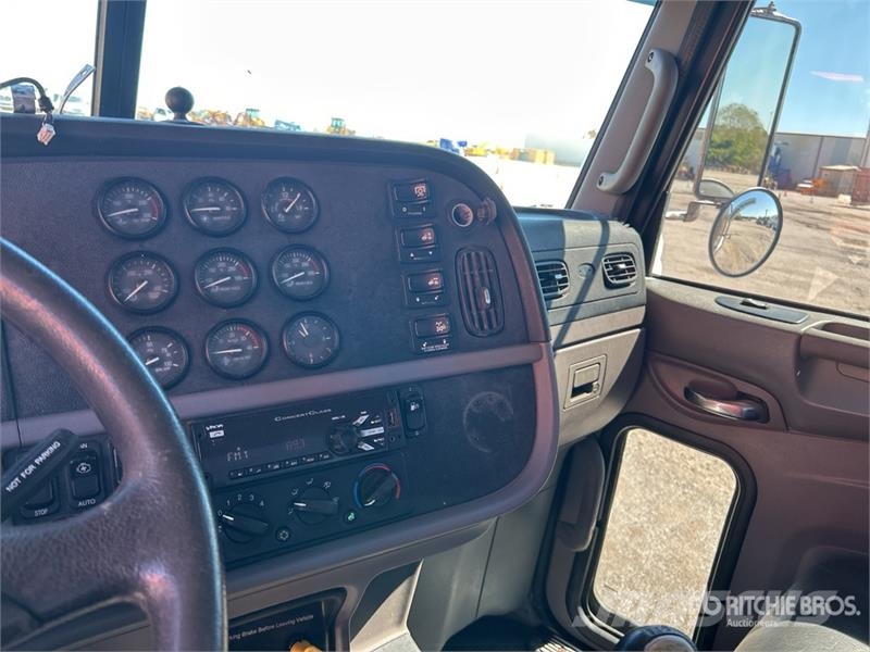 Peterbilt 367 وحدات الجر