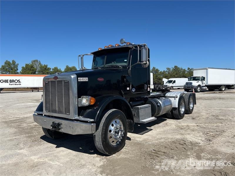 Peterbilt 367 وحدات الجر