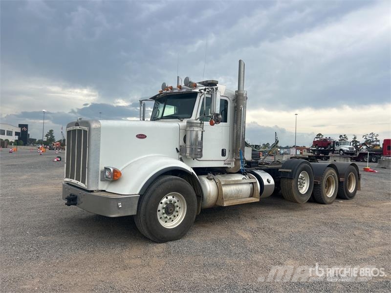 Peterbilt 367 牵引车