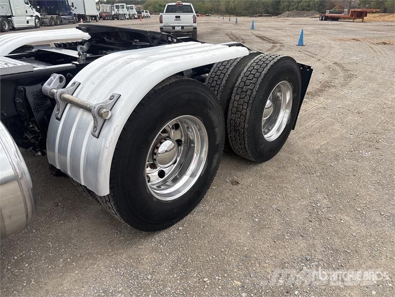 Peterbilt 367 Cavalos mecânicos