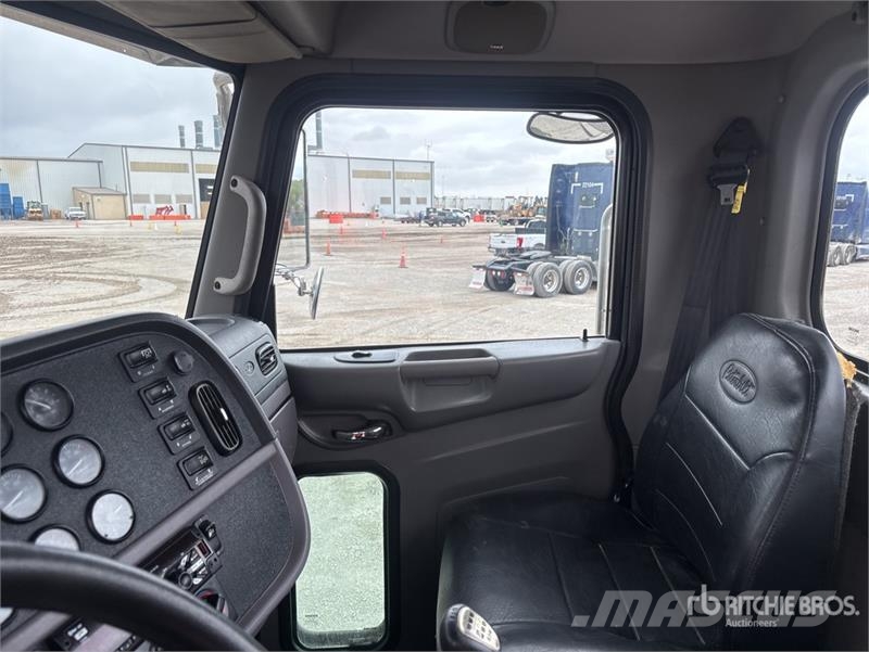 Peterbilt 367 Cavalos mecânicos