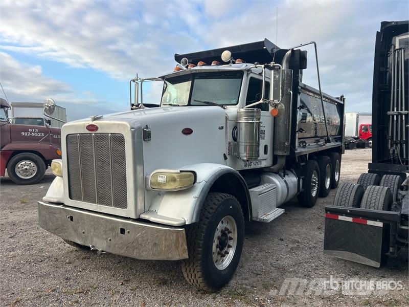 Peterbilt 367 Pašizgāzējs