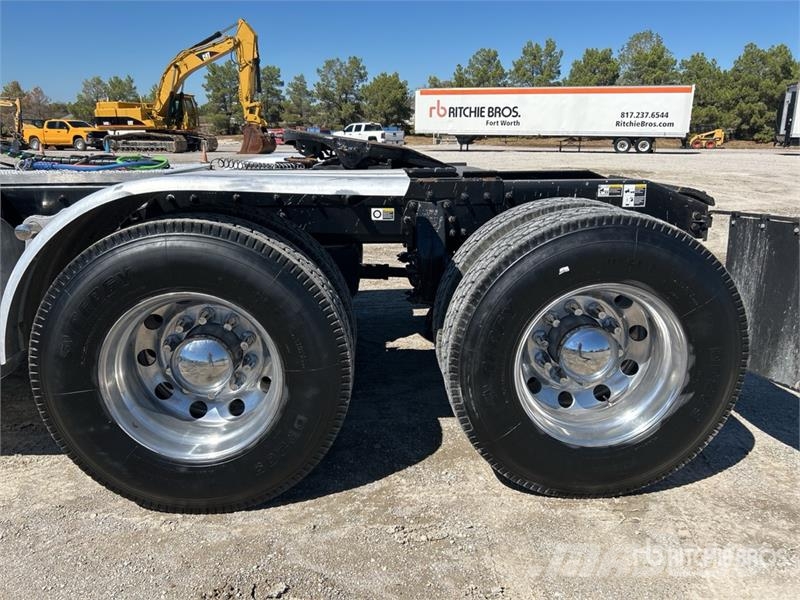 Peterbilt 367 وحدات الجر