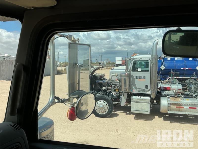 Peterbilt 367 Vlačilci