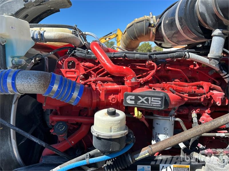 Peterbilt 367 وحدات الجر