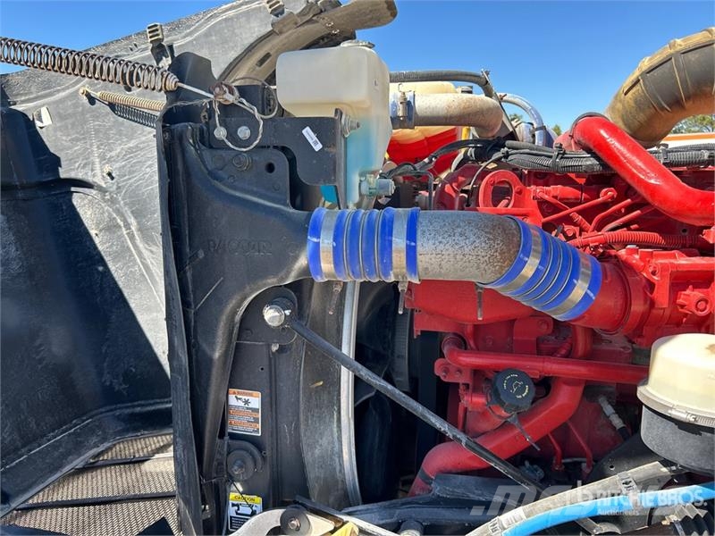 Peterbilt 367 وحدات الجر