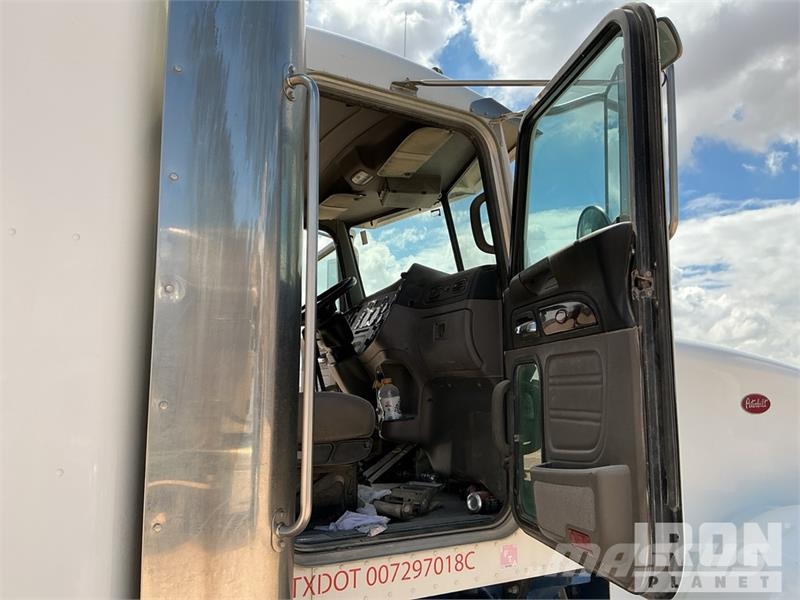 Peterbilt 367 Vlačilci