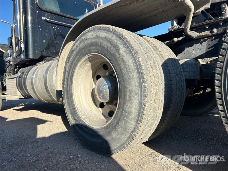 Peterbilt 367 Vilcēji