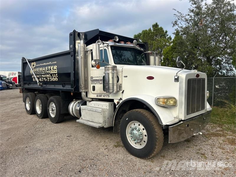 Peterbilt 367 Pašizgāzējs