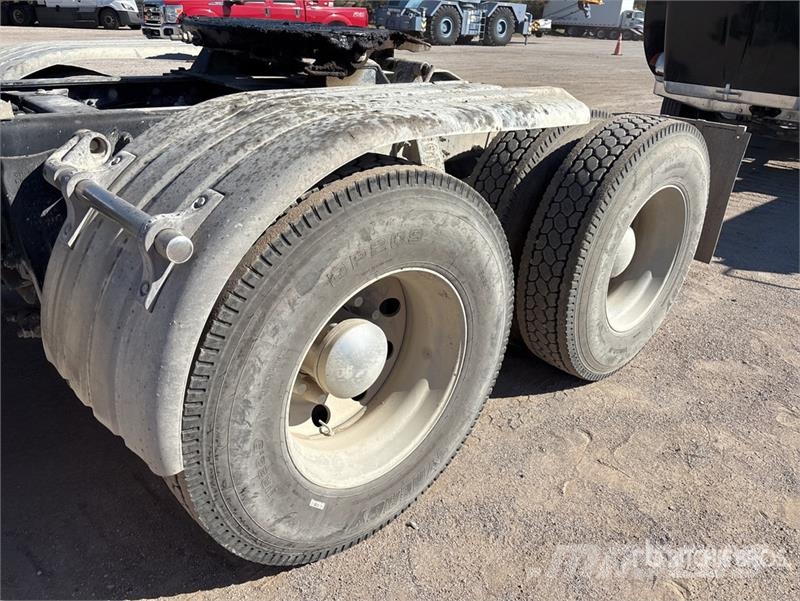 Peterbilt 367 Çekiciler