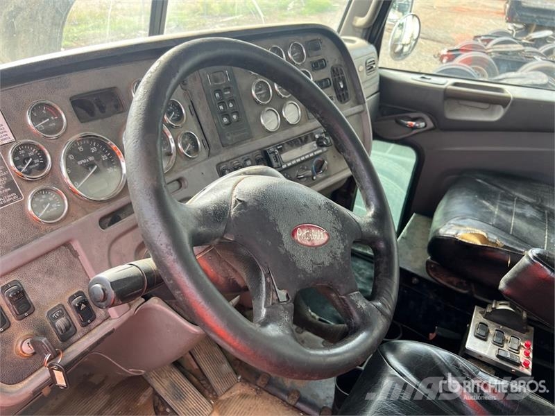 Peterbilt 367 10x4 Quad/A Dump Truck Pašizgāzējs