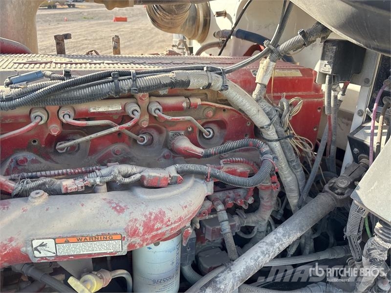 Peterbilt 367 12x6 5-Axle Sleeper Truck Tractor Diger kamyonlar