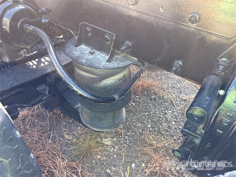 Peterbilt 367 12x6 5-Axle Sleeper Truck Tractor Diger kamyonlar