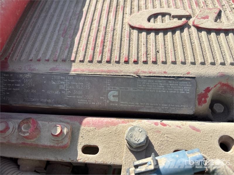 Peterbilt 367 12x6 Quad/A Sleeper Truck Tractor Diger kamyonlar