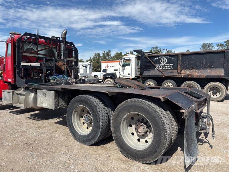 Peterbilt 367 6x4 Winch Truck Hinausautot