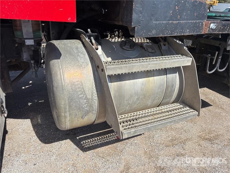 Peterbilt 367 6x4 Winch Truck Hinausautot
