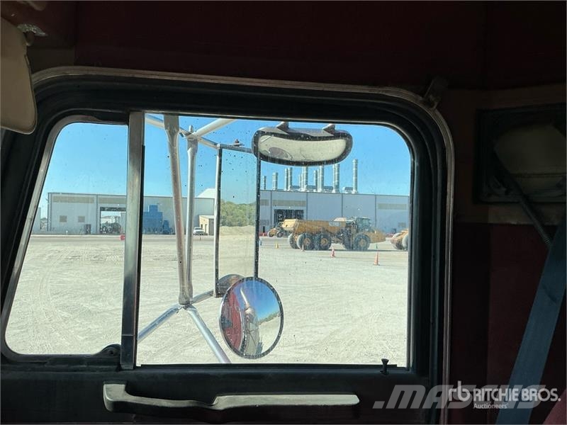 Peterbilt 377 Autotractoare