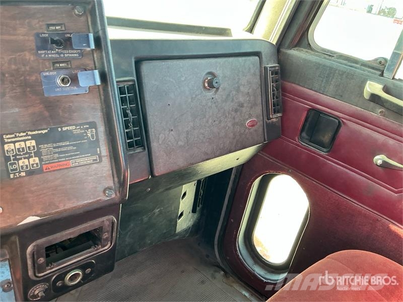 Peterbilt 377 Autotractoare