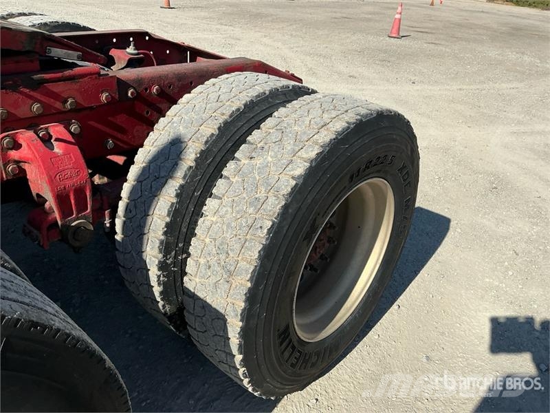 Peterbilt 377 Autotractoare