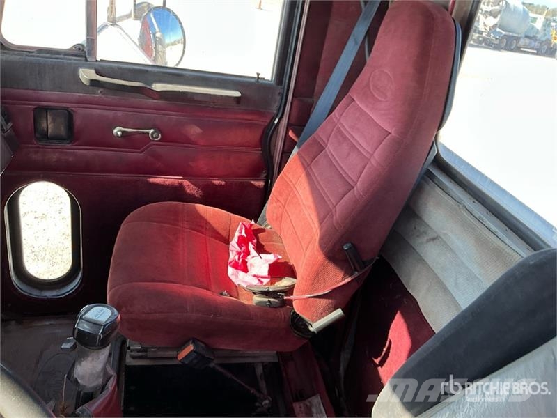 Peterbilt 377 Autotractoare