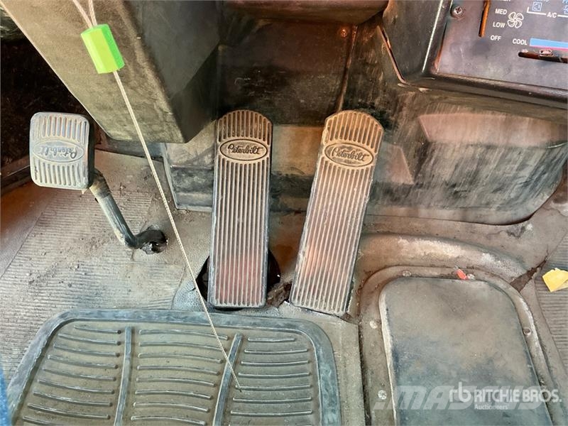 Peterbilt 377 Autotractoare