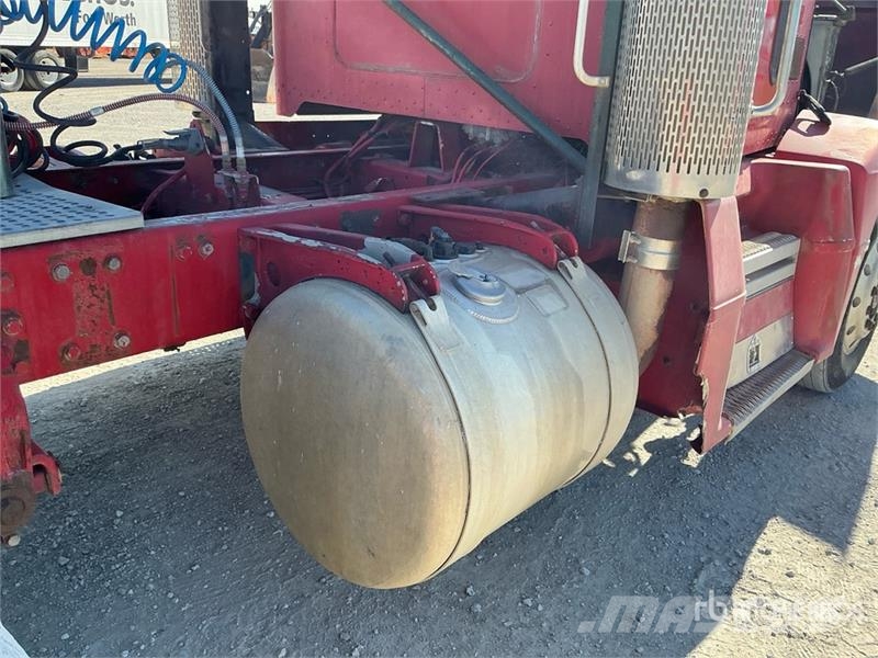 Peterbilt 377 Autotractoare