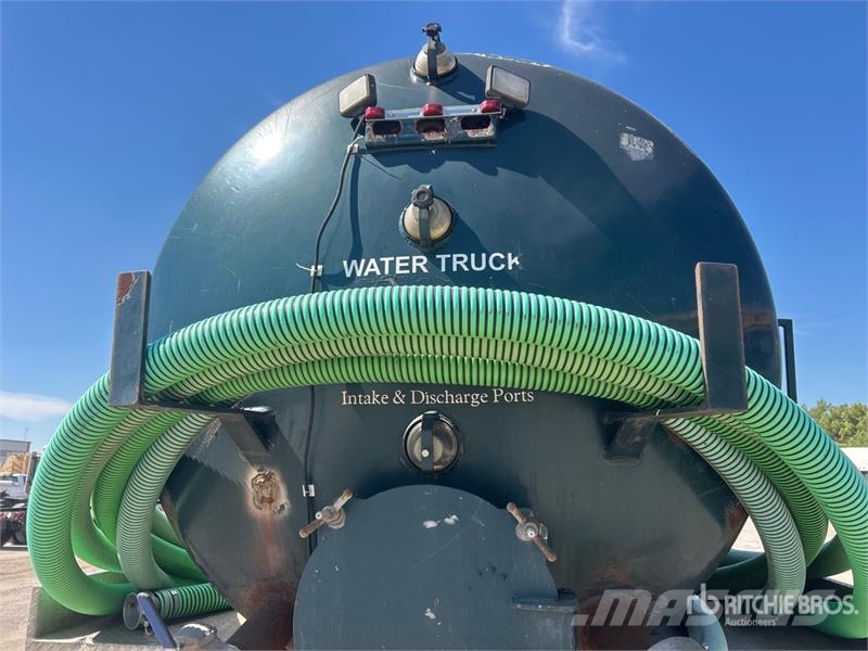 Peterbilt 377 6x4 Vacuum Tanker Truck Saug- und Druckwagen