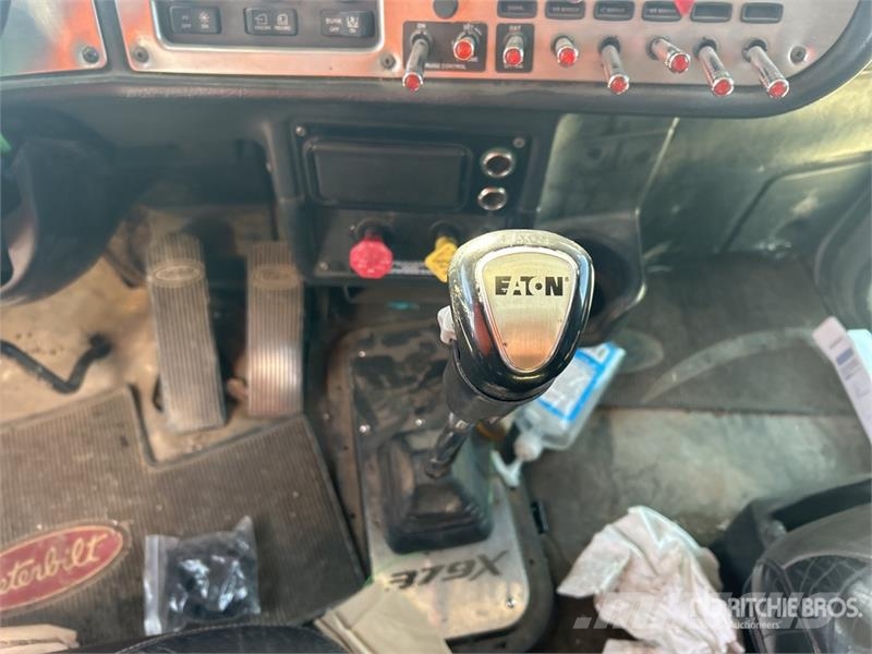 Peterbilt 379 وحدات الجر