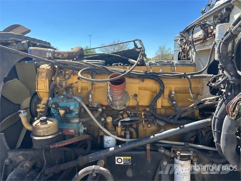 Peterbilt 379 曳引機組件