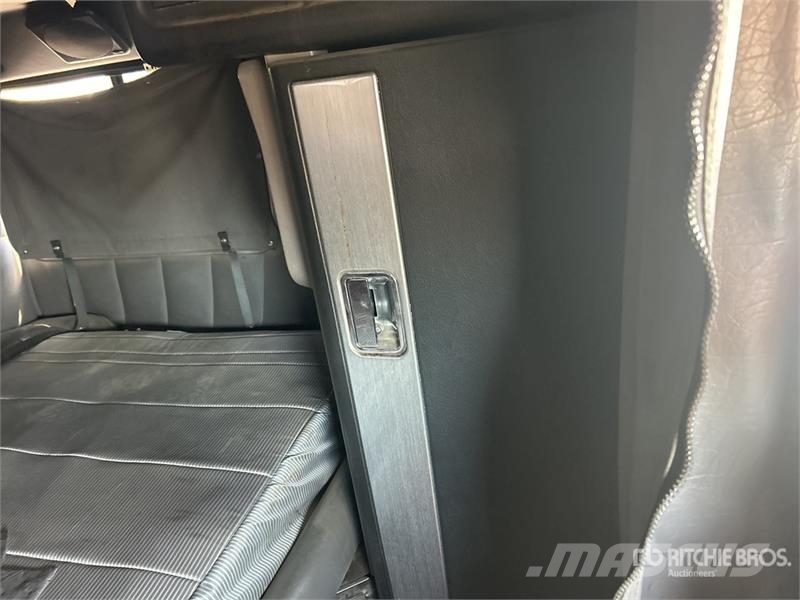 Peterbilt 379 وحدات الجر