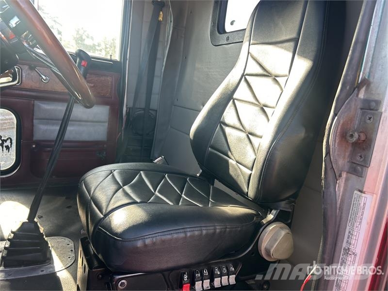 Peterbilt 379 6x4 T/A Day Cab Truck Tractor Prime Movers