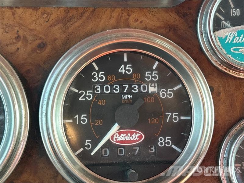 Peterbilt 379 6x4 T/A Day Cab Truck Tractor Prime Movers