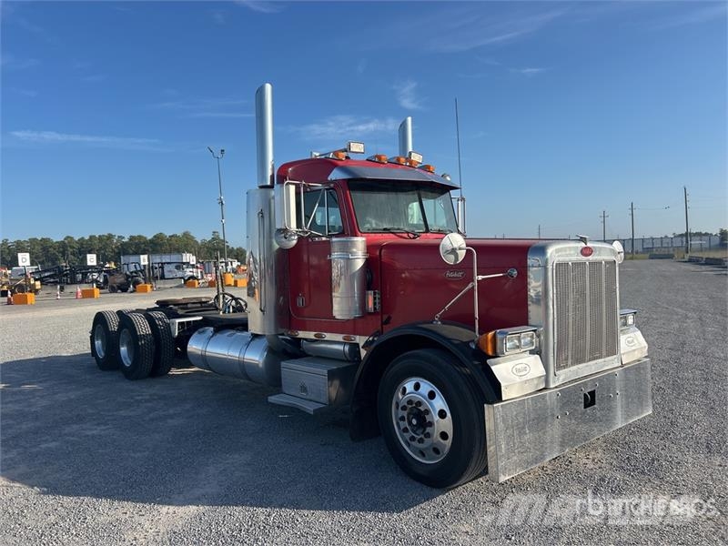 Peterbilt 379 6x4 T/A Day Cab Truck Tractor Prime Movers