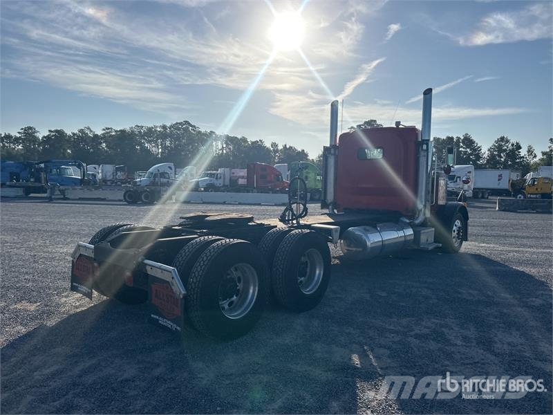 Peterbilt 379 6x4 T/A Day Cab Truck Tractor Prime Movers