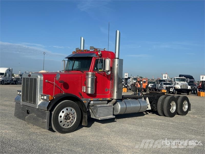 Peterbilt 379 6x4 T/A Day Cab Truck Tractor Prime Movers