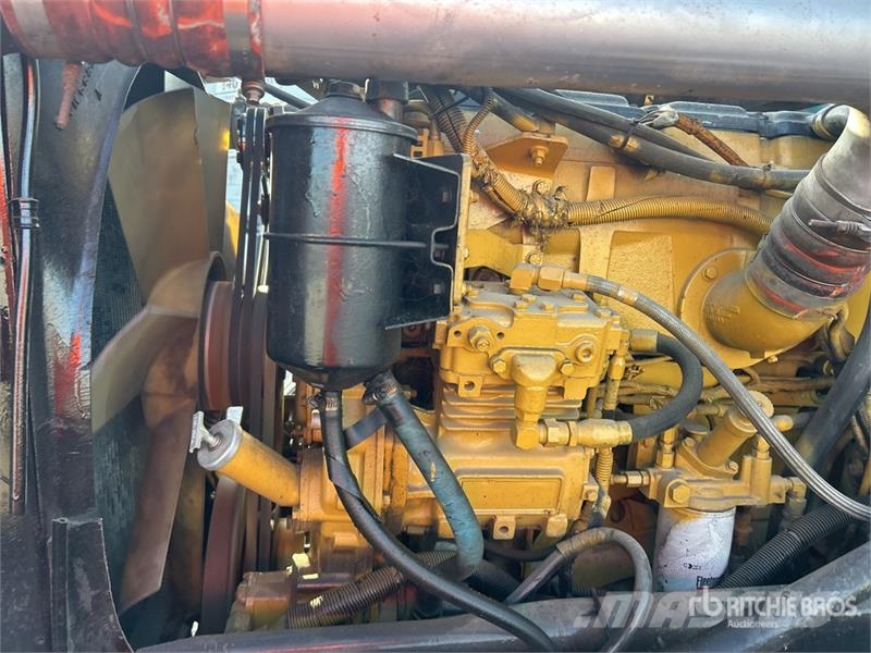 Peterbilt 379 6x4 T/A Day Cab Truck Tractor Prime Movers